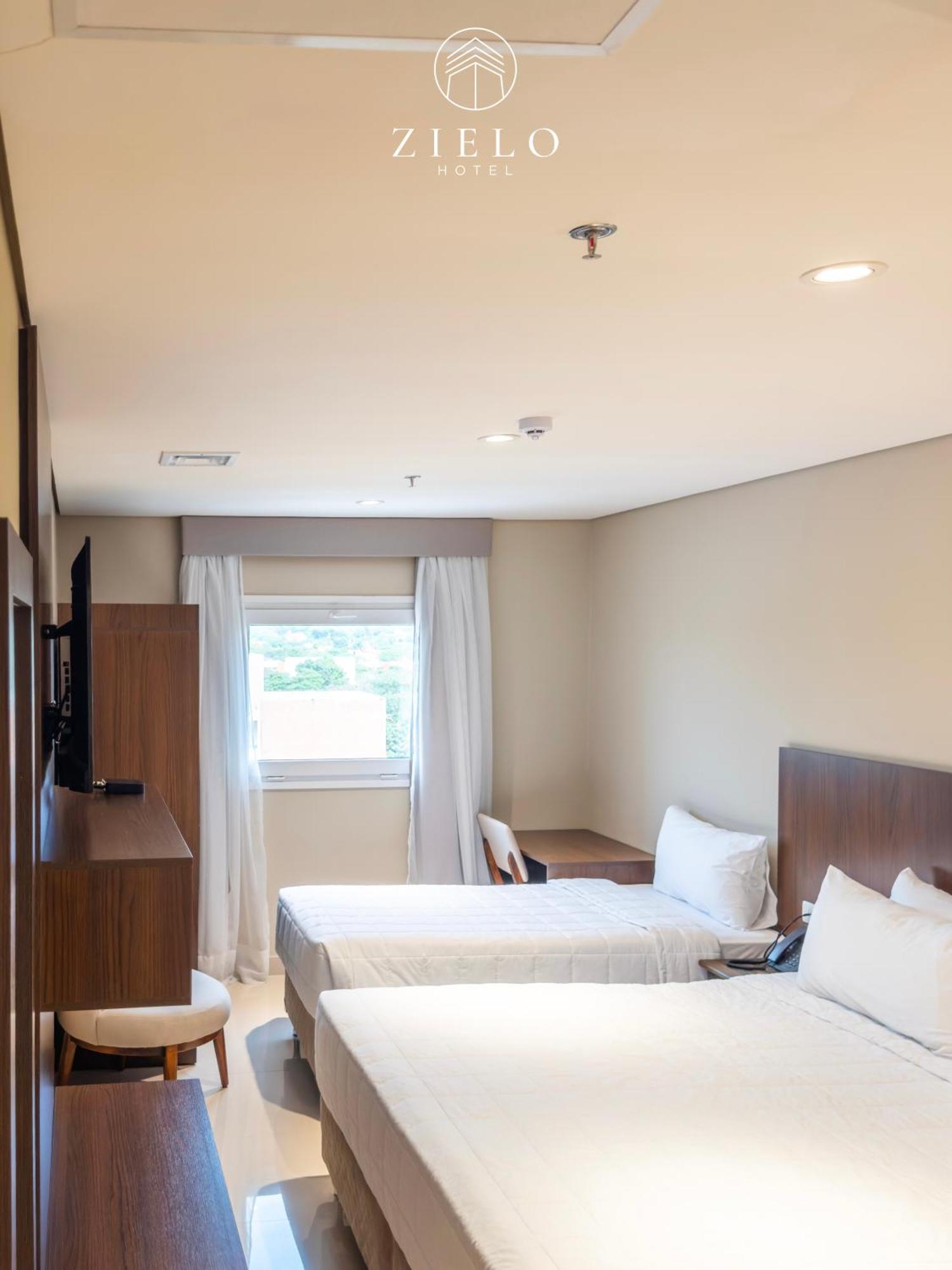 Zielo Hotel 亚松森 外观 照片